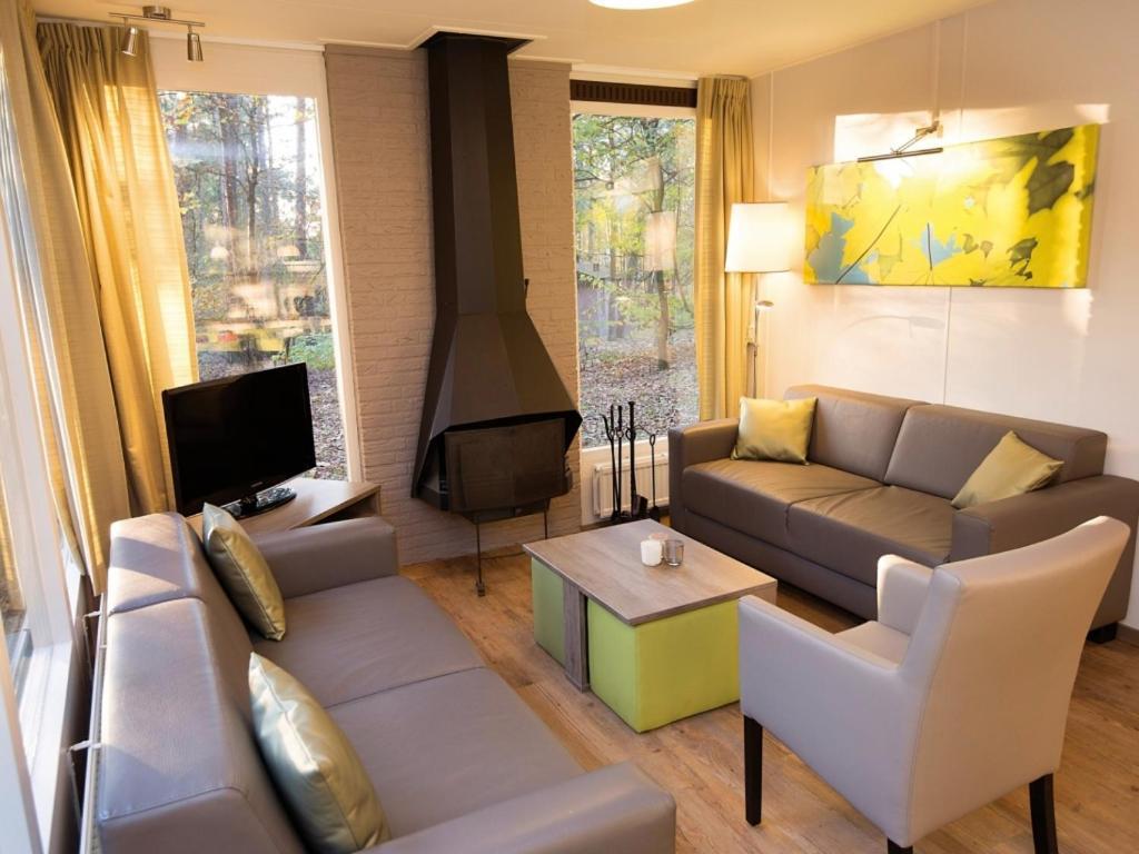 Landal Miggelenberg Hotel Hoenderloo Bagian luar foto