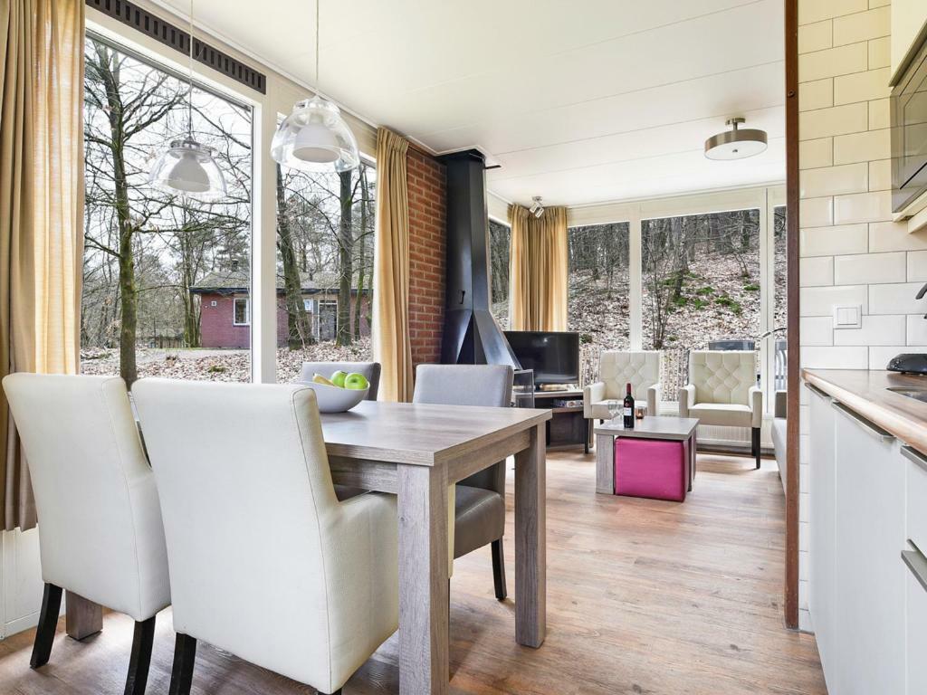 Landal Miggelenberg Hotel Hoenderloo Bagian luar foto