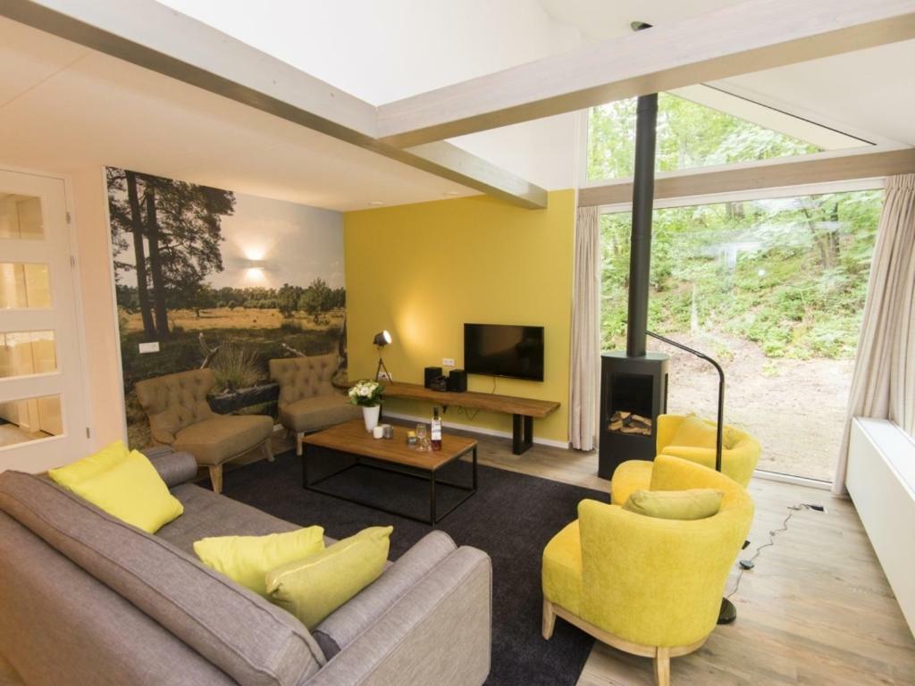 Landal Miggelenberg Hotel Hoenderloo Bagian luar foto
