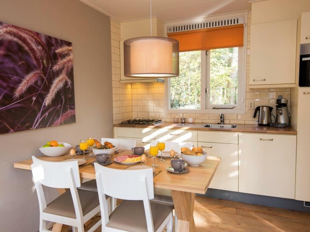 Landal Miggelenberg Hotel Hoenderloo Bagian luar foto