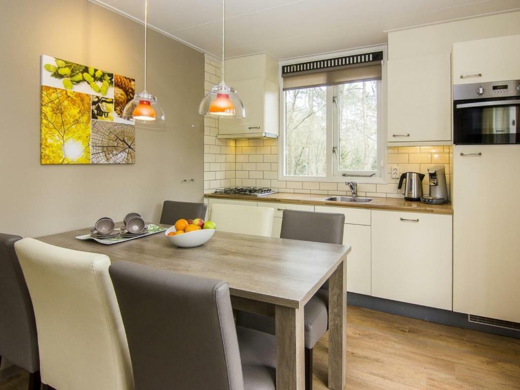 Landal Miggelenberg Hotel Hoenderloo Bagian luar foto