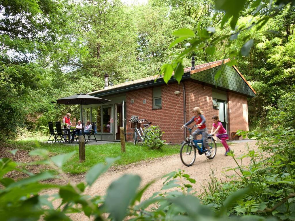 Landal Miggelenberg Hotel Hoenderloo Bagian luar foto